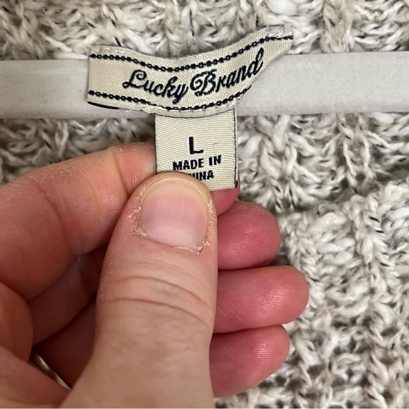 Lucky Brand Knit Oatmeal Sweater Size Large Boho Neutral Side Lace Casual - Picture 2 of 7